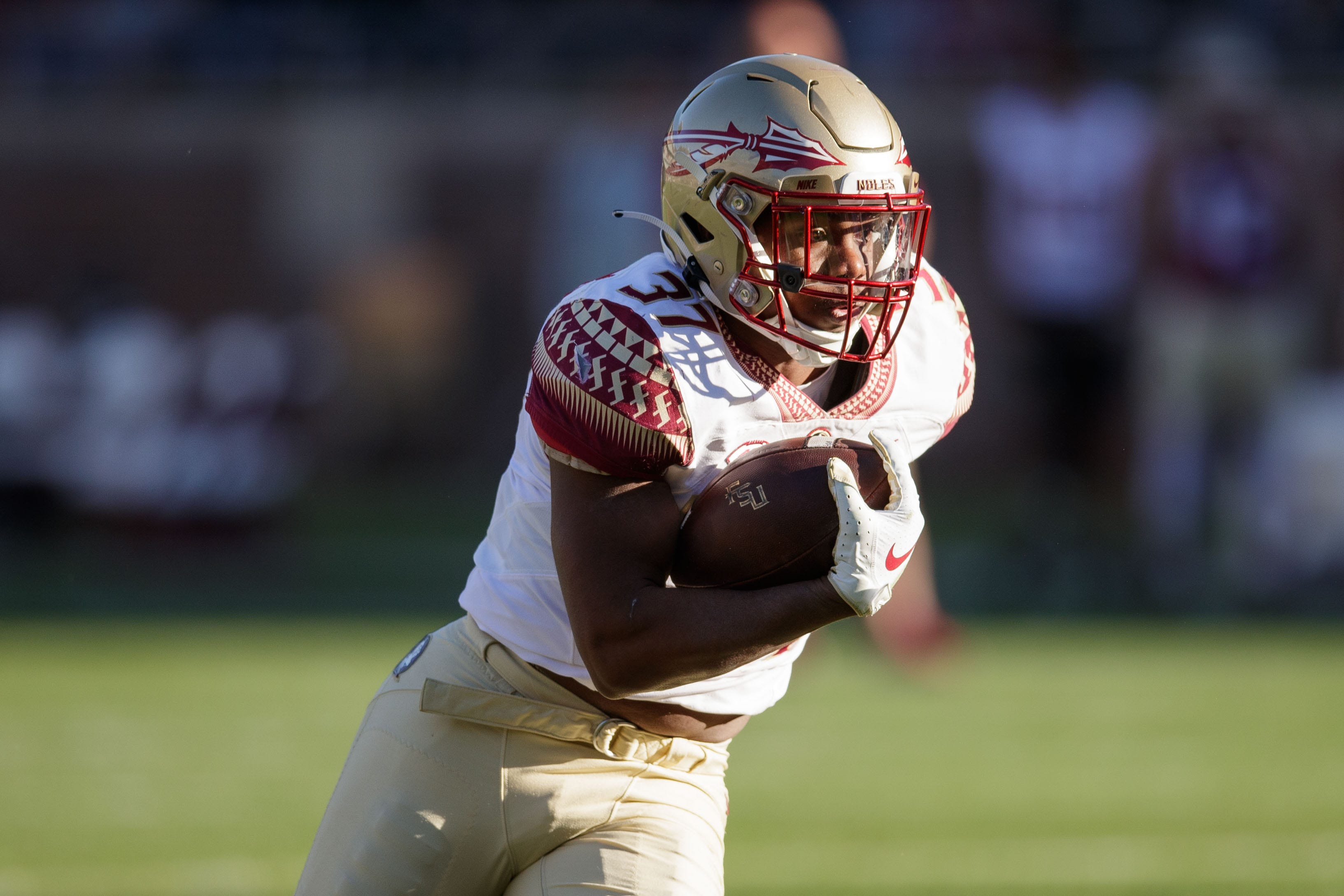 Former Florida State running back lands in PAC-12