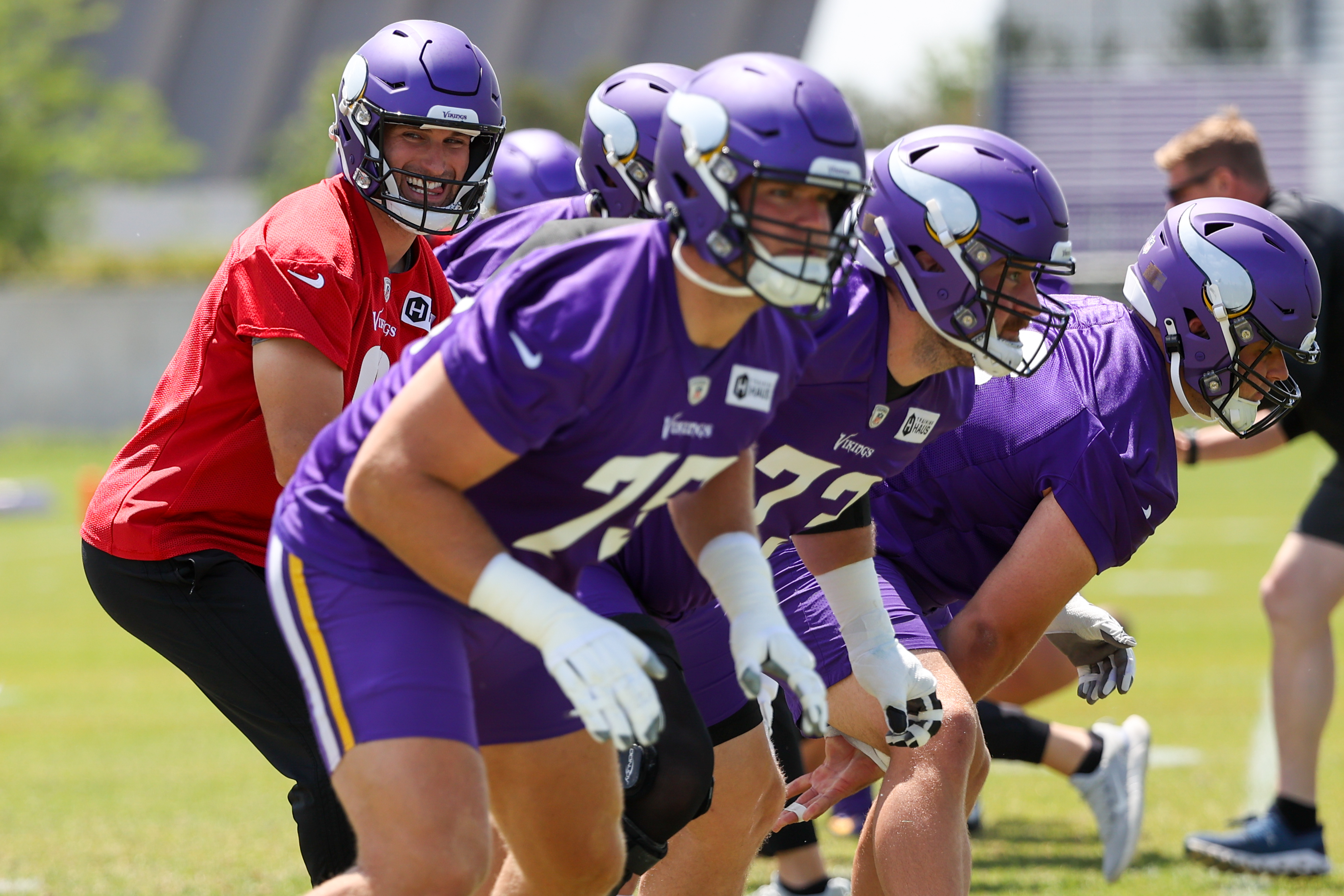 Vikings' offensive line projected to be more of the same in 2022