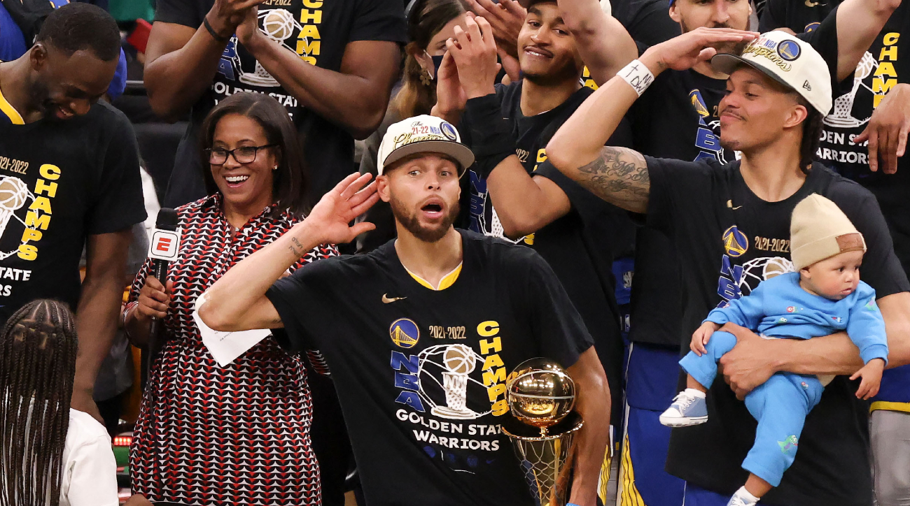 Steph Curry’s Viral Hand Gesture to Former NBA Player, ESPN Analyst ...