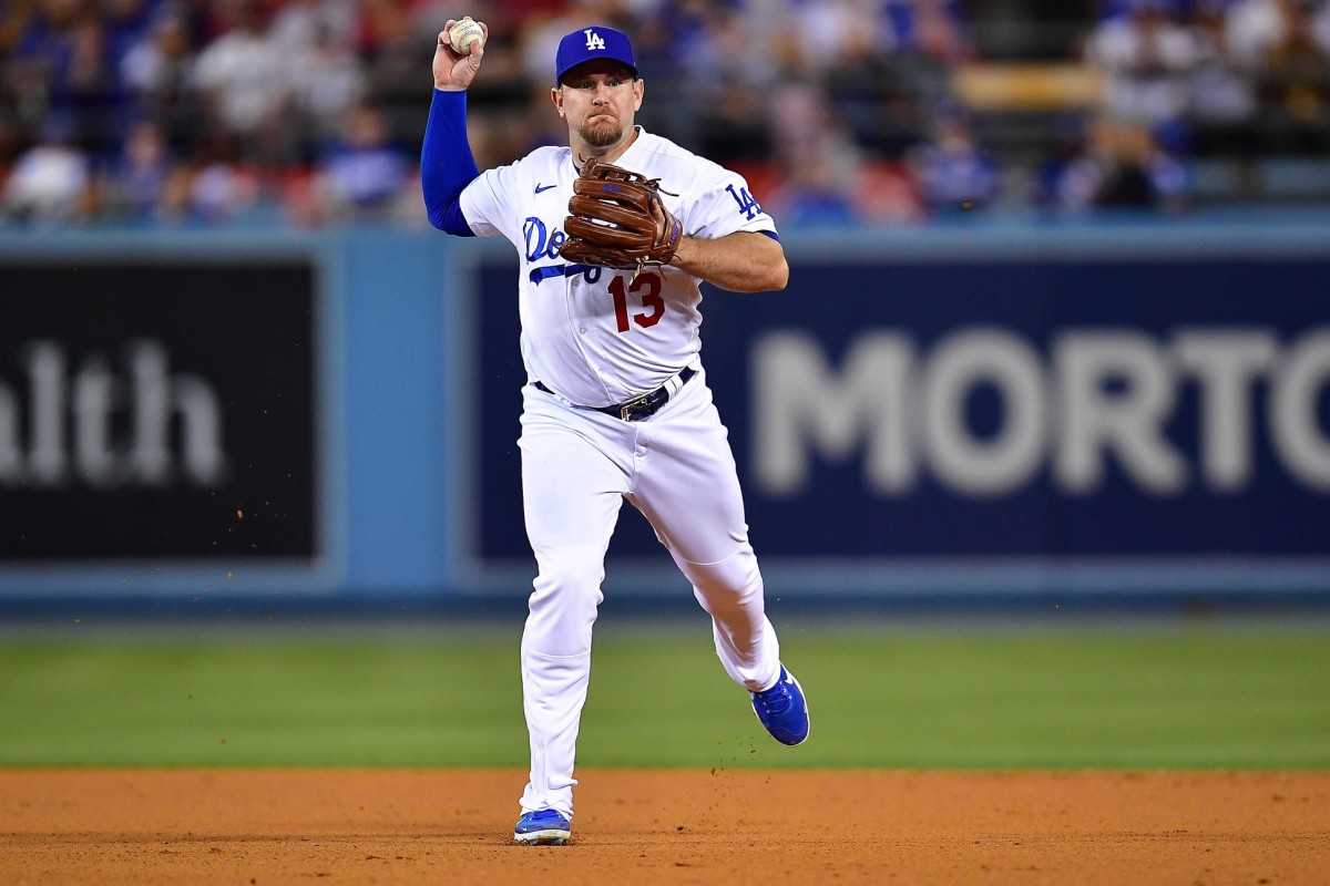 Dodgers: Dave Roberts Won't Bench Two-Time All-Star Despite Frigid ...