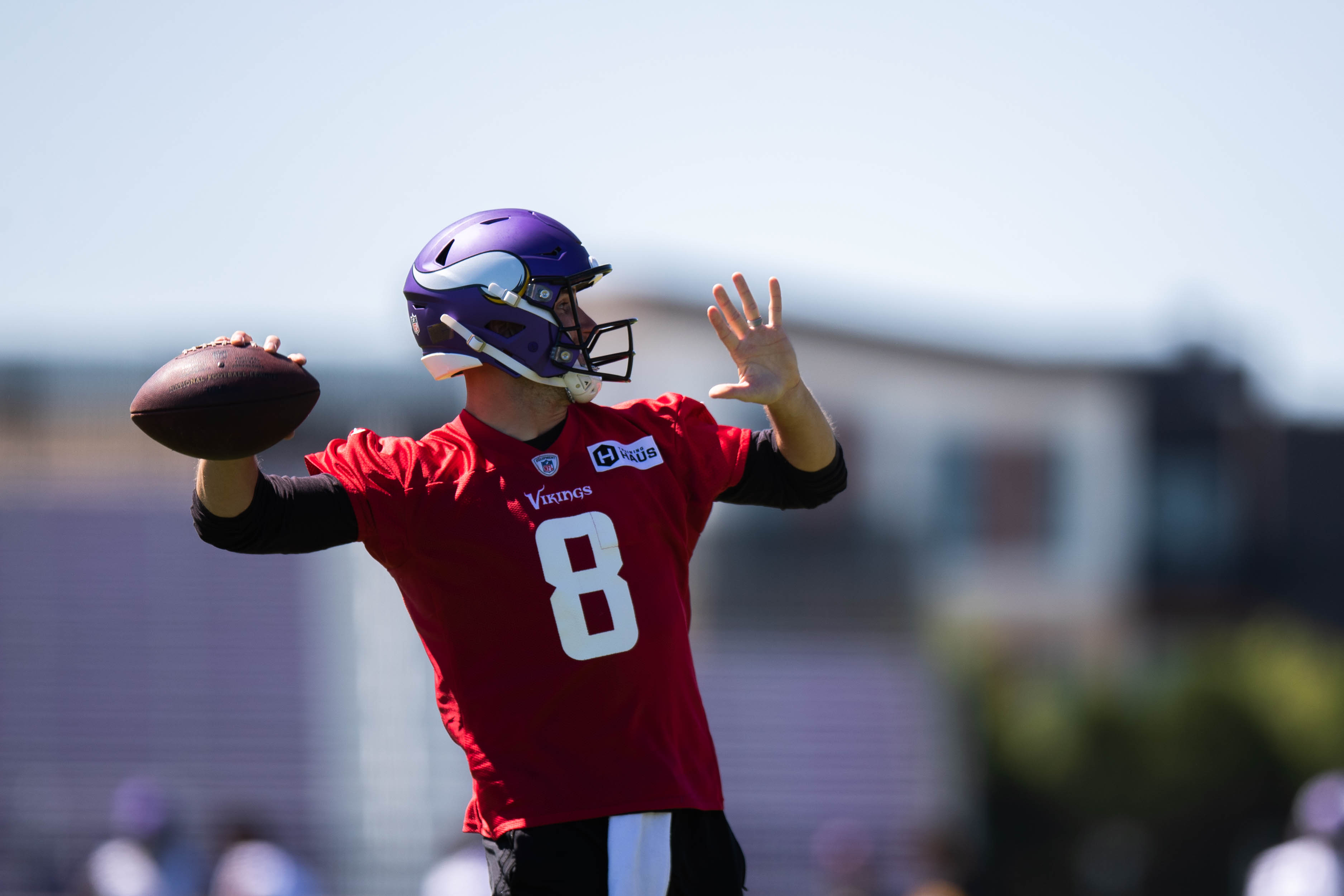 The Vikings sticking with Kirk Cousins during 'competitive rebuild' is so  risky 