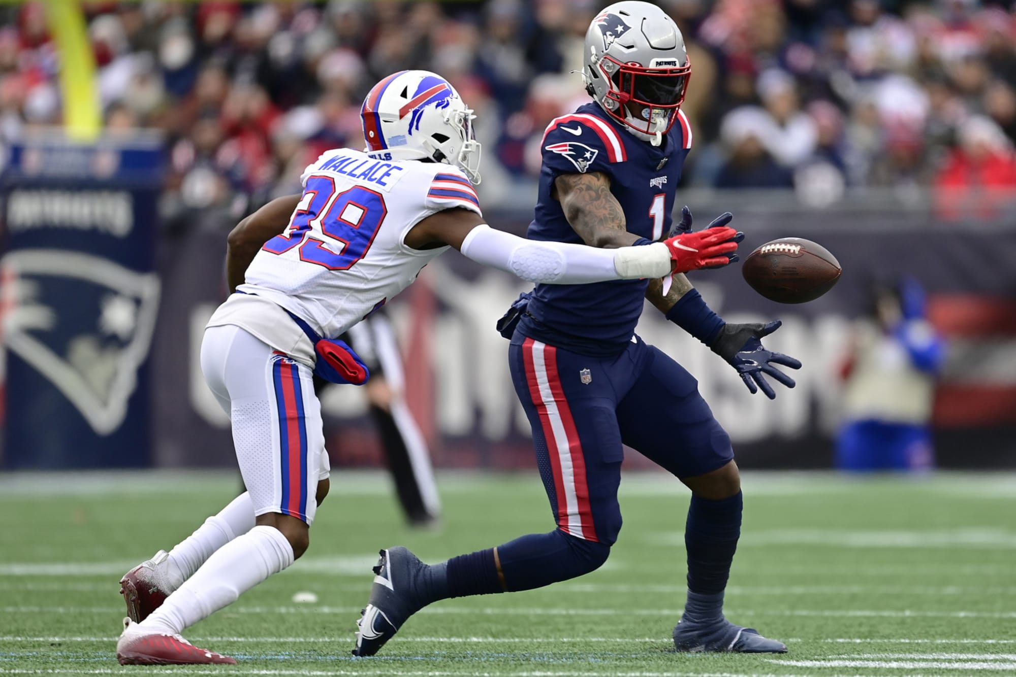 New England Patriots trade WR N'Keal Harry to Chicago Bears