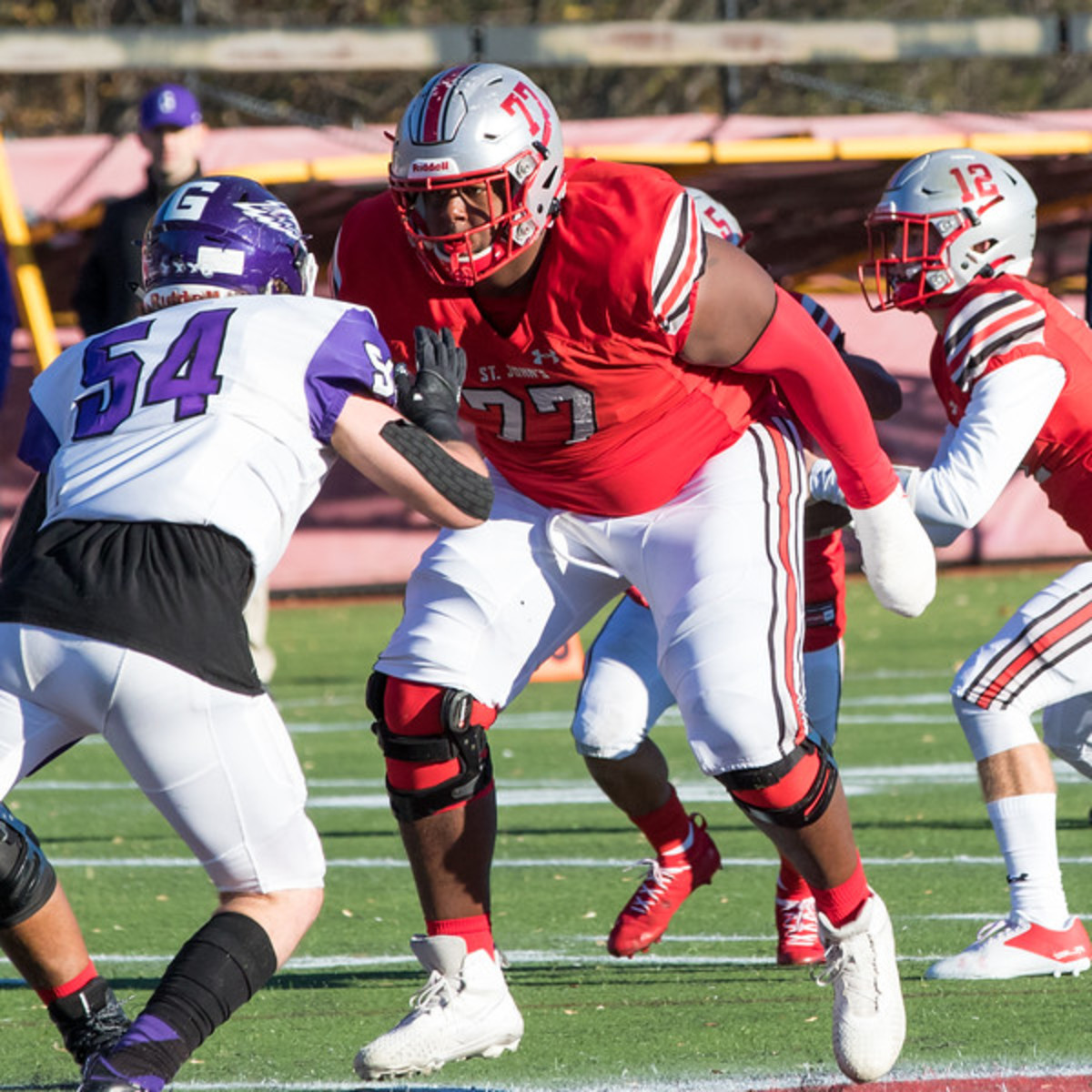 Jordan Seaton carries a near 300-pound frame and has a UW offer.