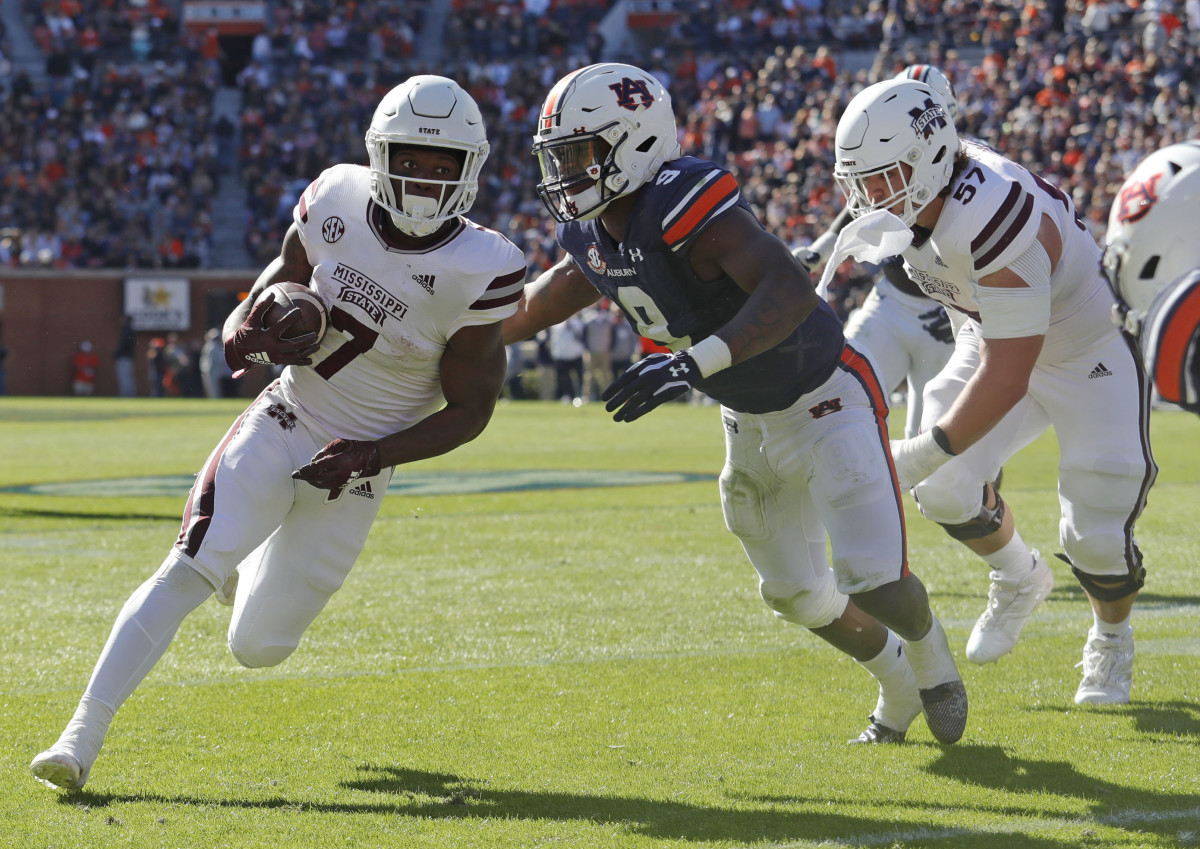 Mississippi State football where the Bulldogs' odds stand to win the