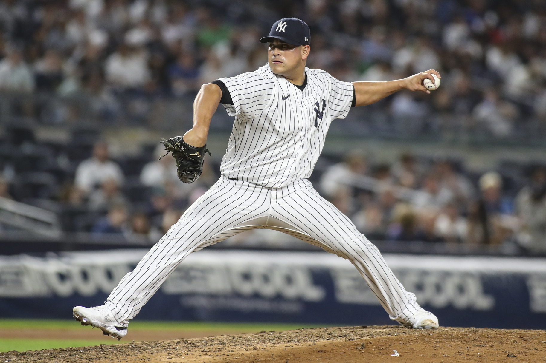 Yankees trade ex-top prospect Manny Bañuelos after recent DFA