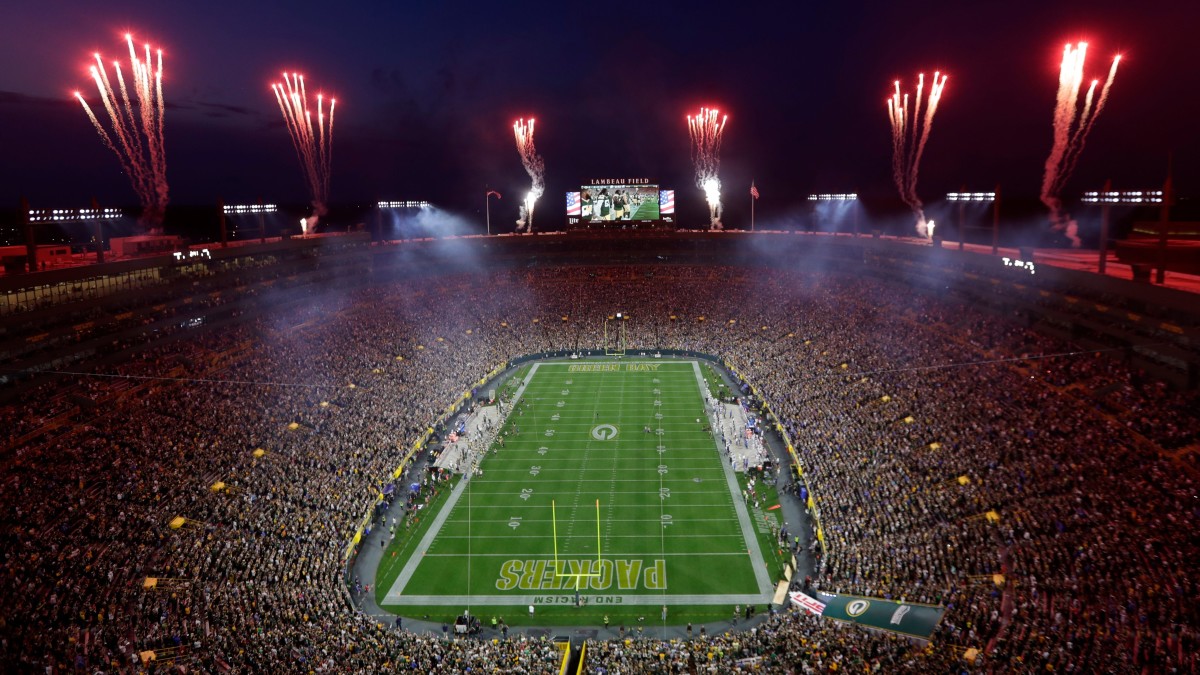 Packers training camp kicks off with football, festivals and fireworks