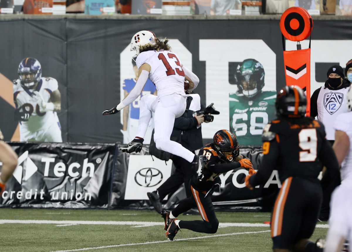 Stanford Cardinal wide receiver Simi Fehoko (13) runs the ball against the Oregon State Beavers during the first half at Reser Stadium.