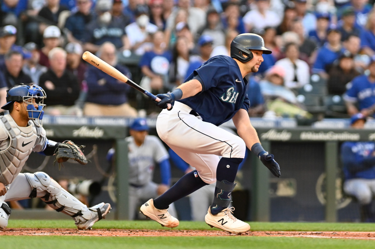 Rodríguez homers as Mariners wreck Guardians' home opener - The San Diego  Union-Tribune