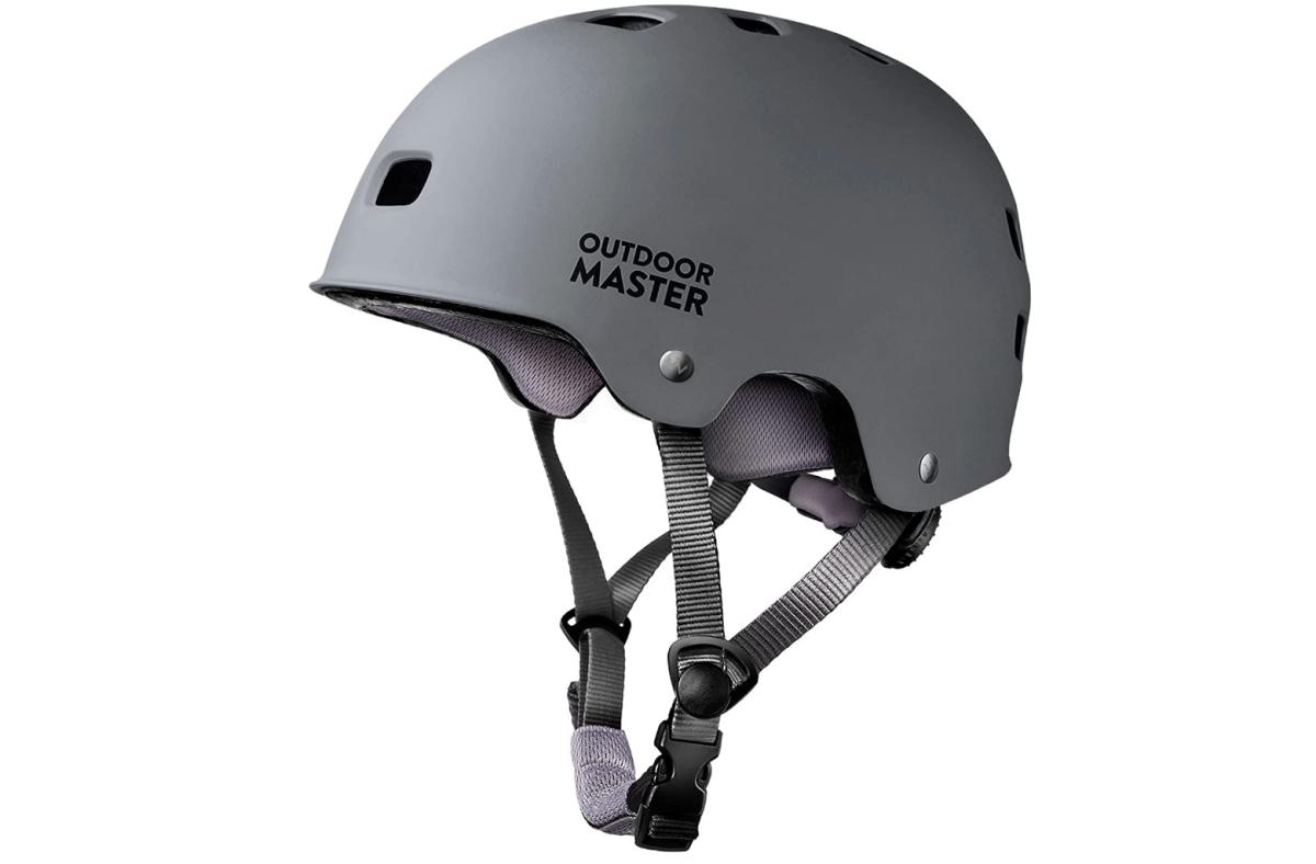 https://www.si.com/.image/t_share/MTkwNzU4MTI2NzY3NTgwODU0/outdoor-master-skateboard-helmet.png