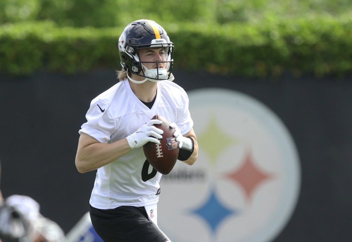 Steelers sign backup QB Mitch Trubisky, fortifying Kenny Pickett - WHYY