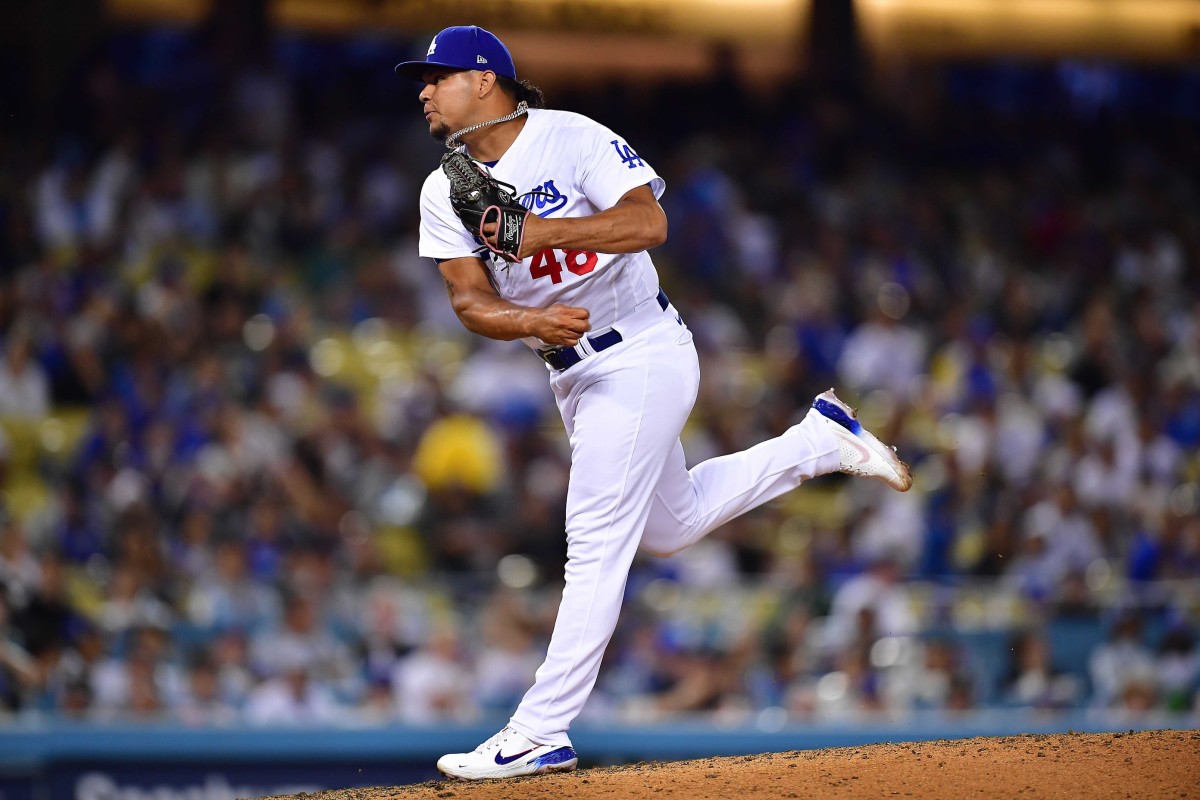 Dodgers News: Dave Roberts Challenges Brusdar Graterol to Find a Slower  Pitch - Inside the Dodgers