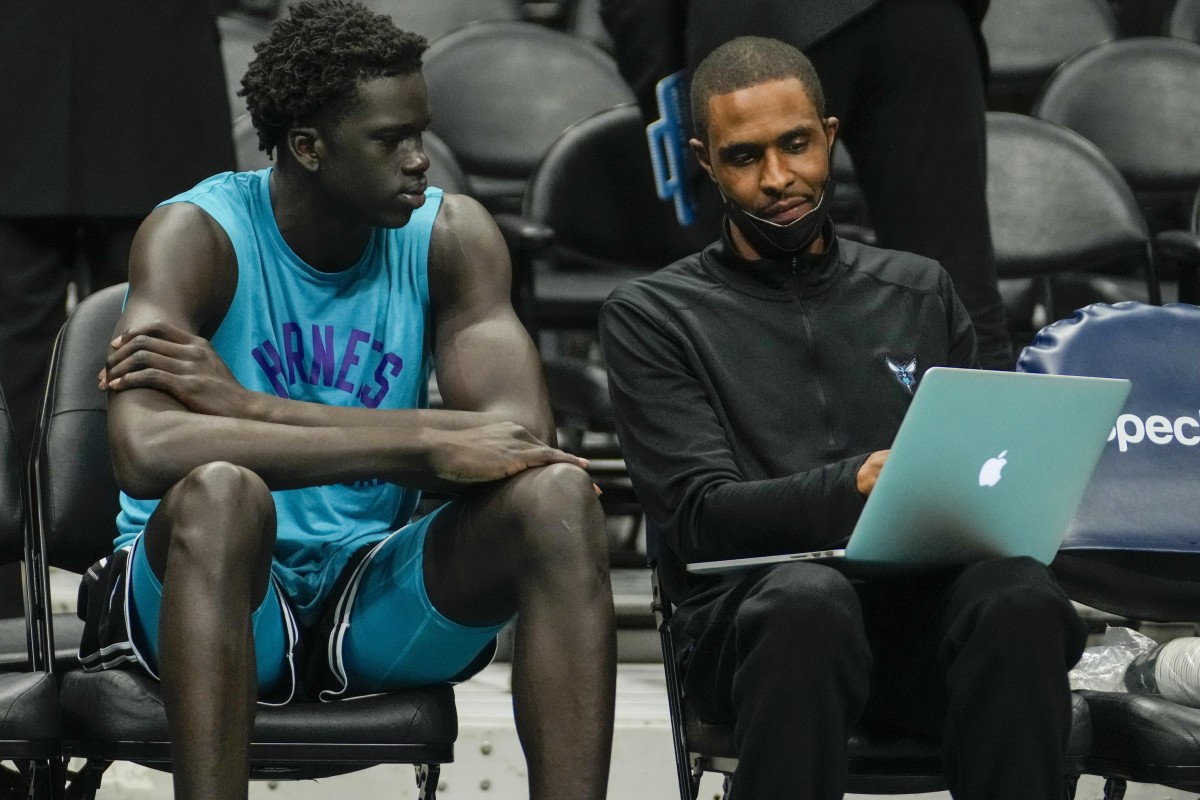 How To Watch & Receive LIVE Updates Of Hornets Vs Lakers - Summer ...