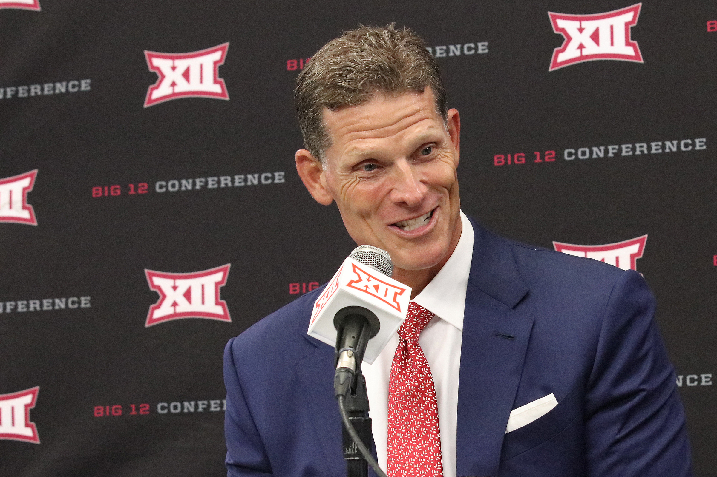 Big 12 Media Days: Oklahoma Coach Brent Venables Busy Setting The New ...