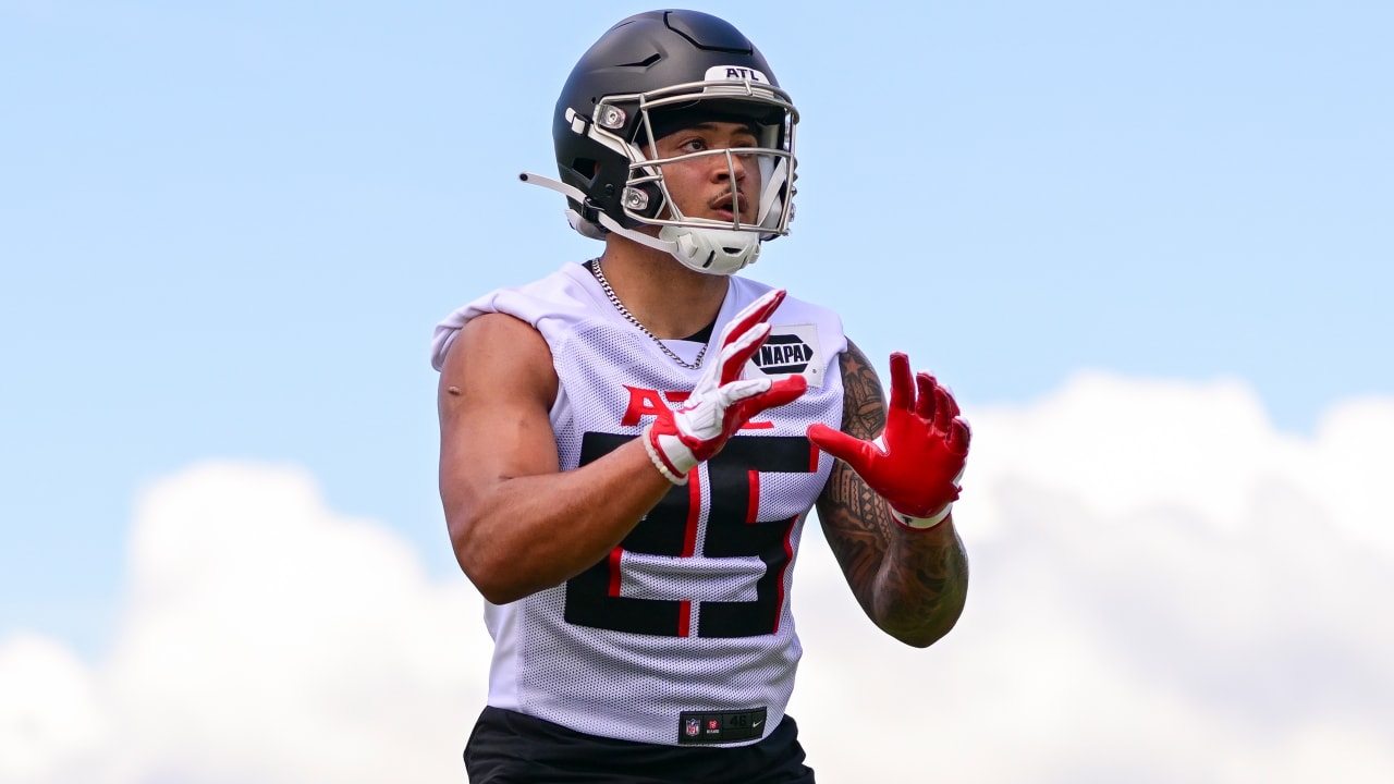 Falcons rookie running back Tyler Allgeier is proving he's a keeper - The  Athletic