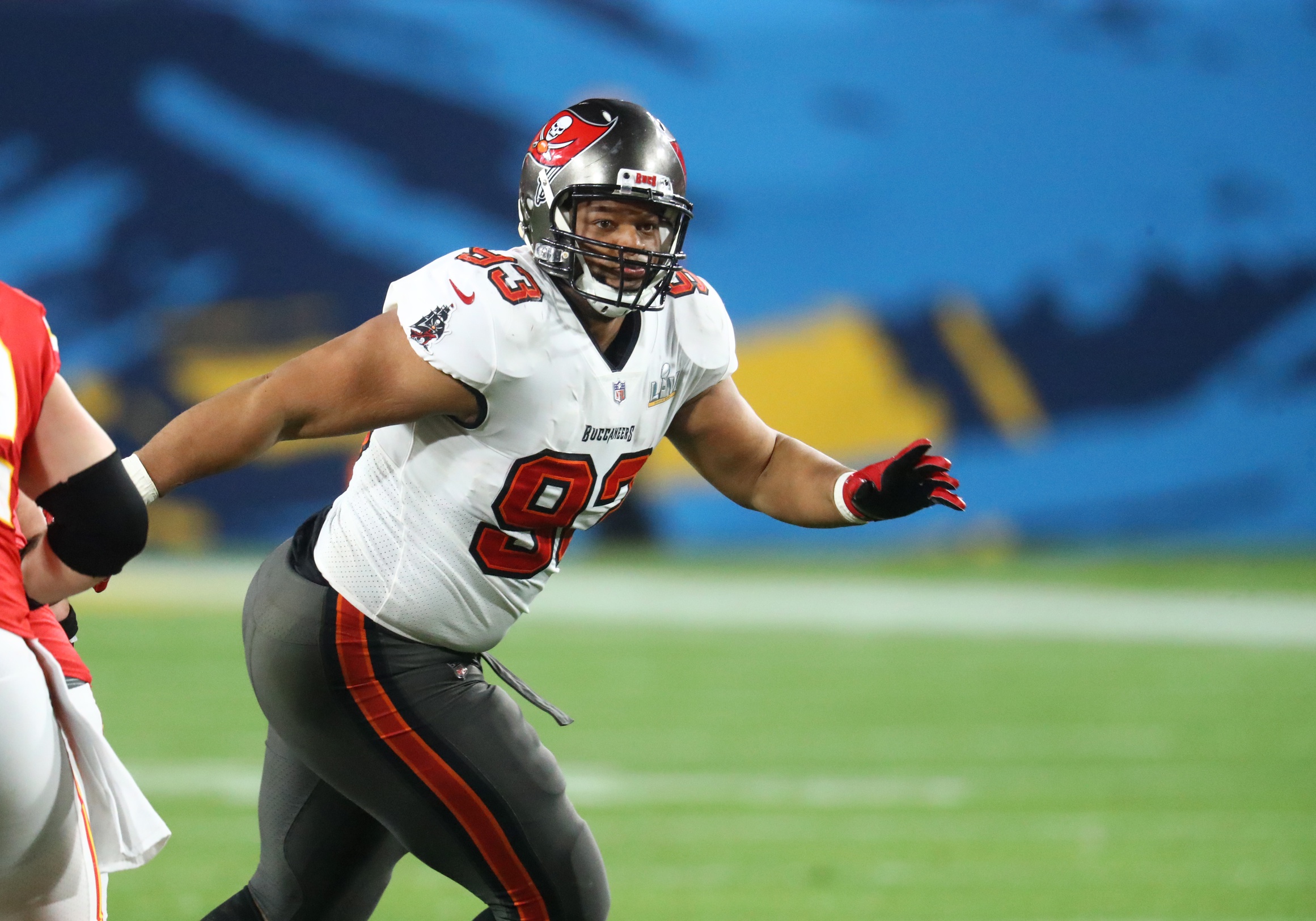 NY Jets a top contender to sign Ndamukong Suh, per report