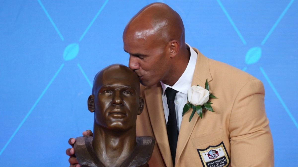 Report: Jason Taylor Expected To Remain On The Miami Hurricanes Staff With  Expanded Role - All Hurricanes on Sports Illustrated: News, Analysis, and  More