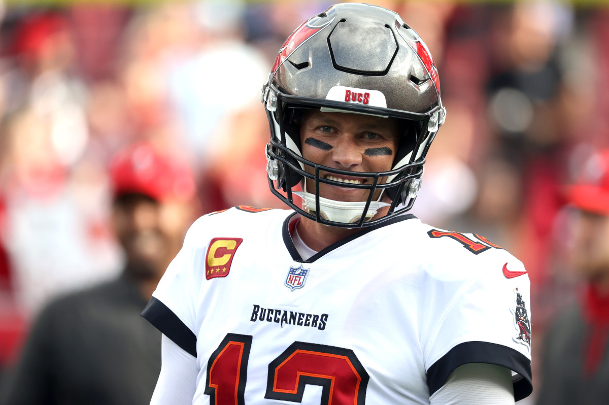 Tom Brady Takes a Shot at New Buccaneers Tight End Kyle Rudolph - Tampa Bay Buccaneers