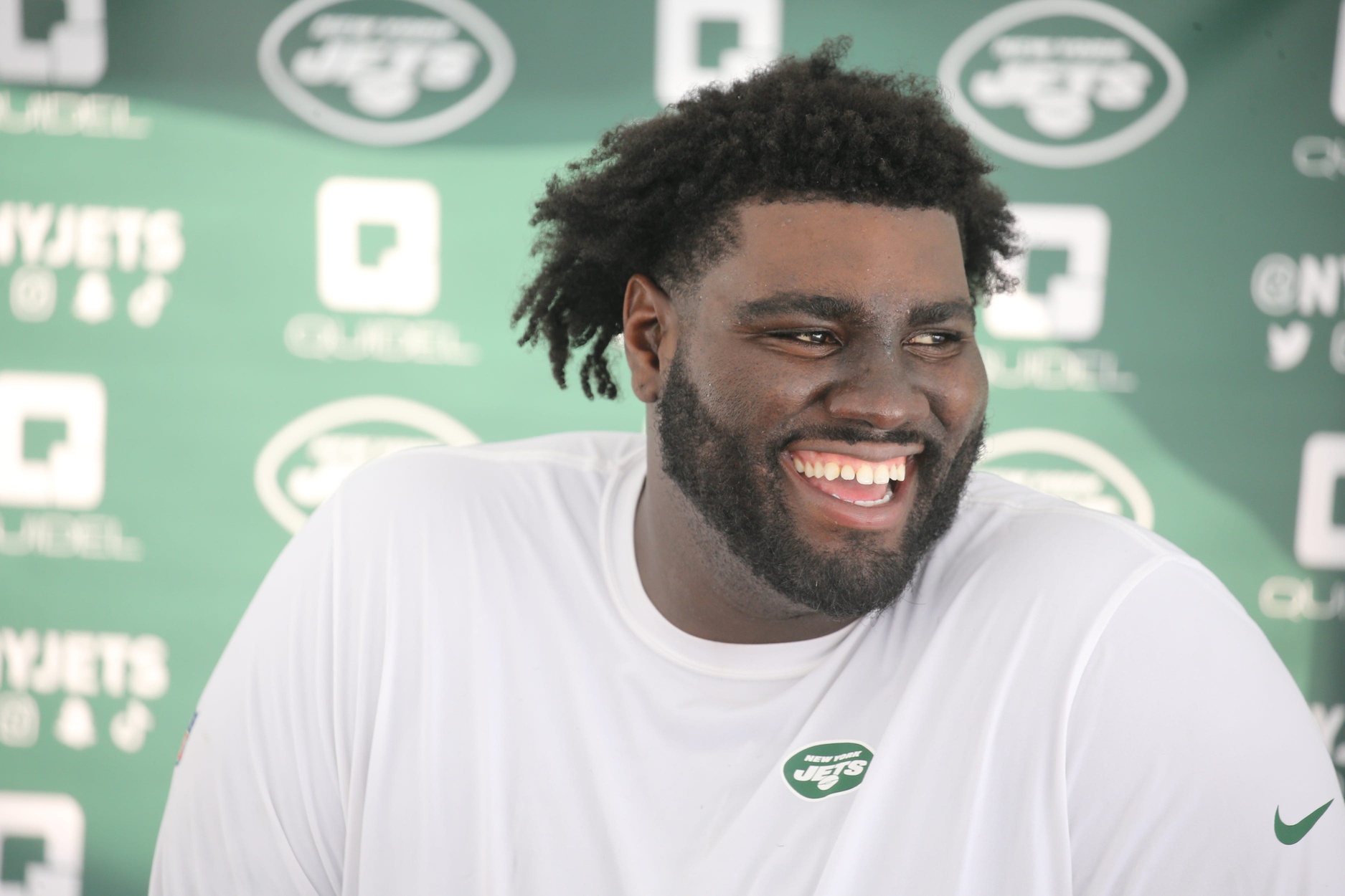 New York Jets OT Mekhi Becton Is Officially Out For 2022 Season ...