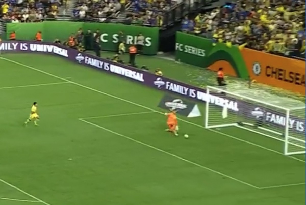 Watch Reece James score odd own goal in Chelsea vs Club America - Futbol on  FanNation