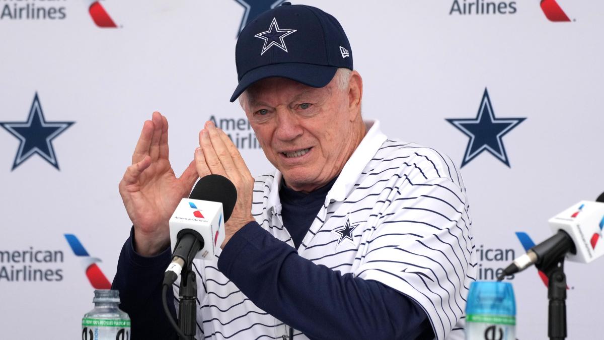 NFL Dallas Cowboys Owner Jerry Jones Apologizes After Using Derogatory ...