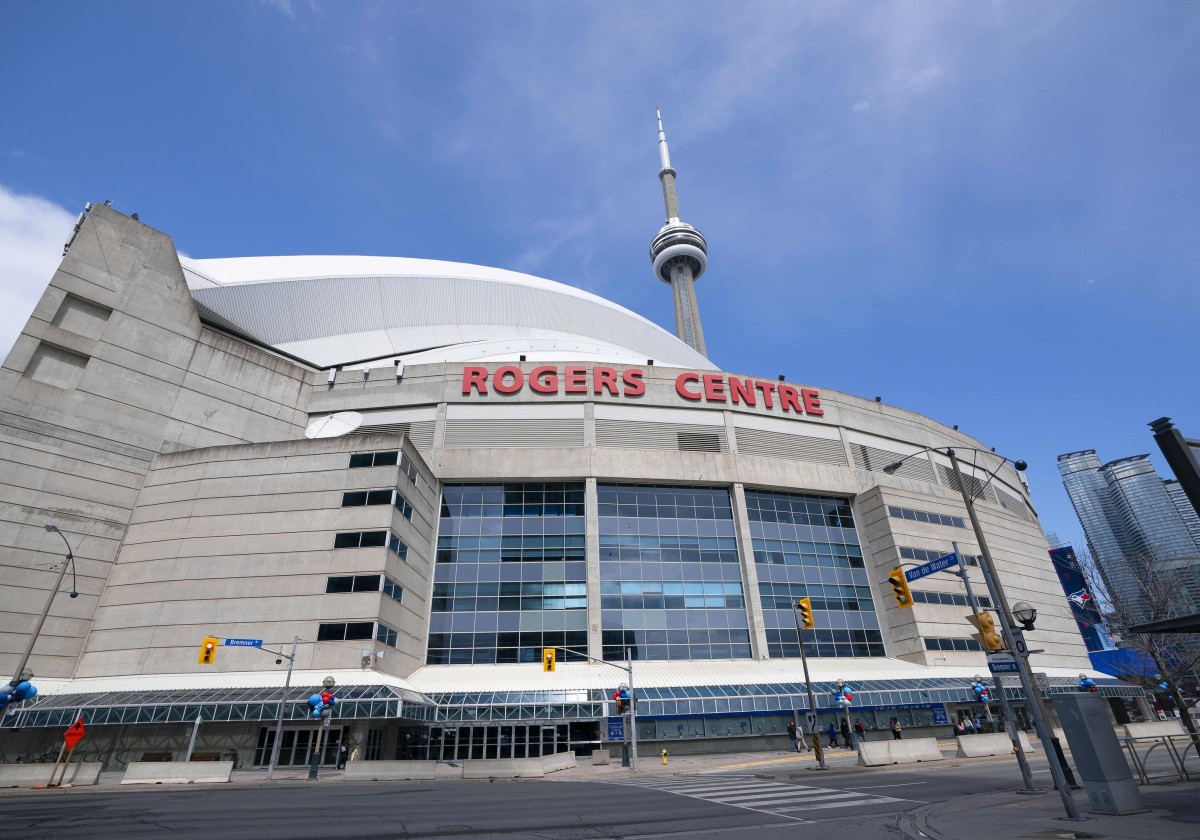 Blue Jays Unveil Details Of $300 Million Rogers Centre Renovation - Sports  Illustrated Toronto Blue Jays News, Analysis and More