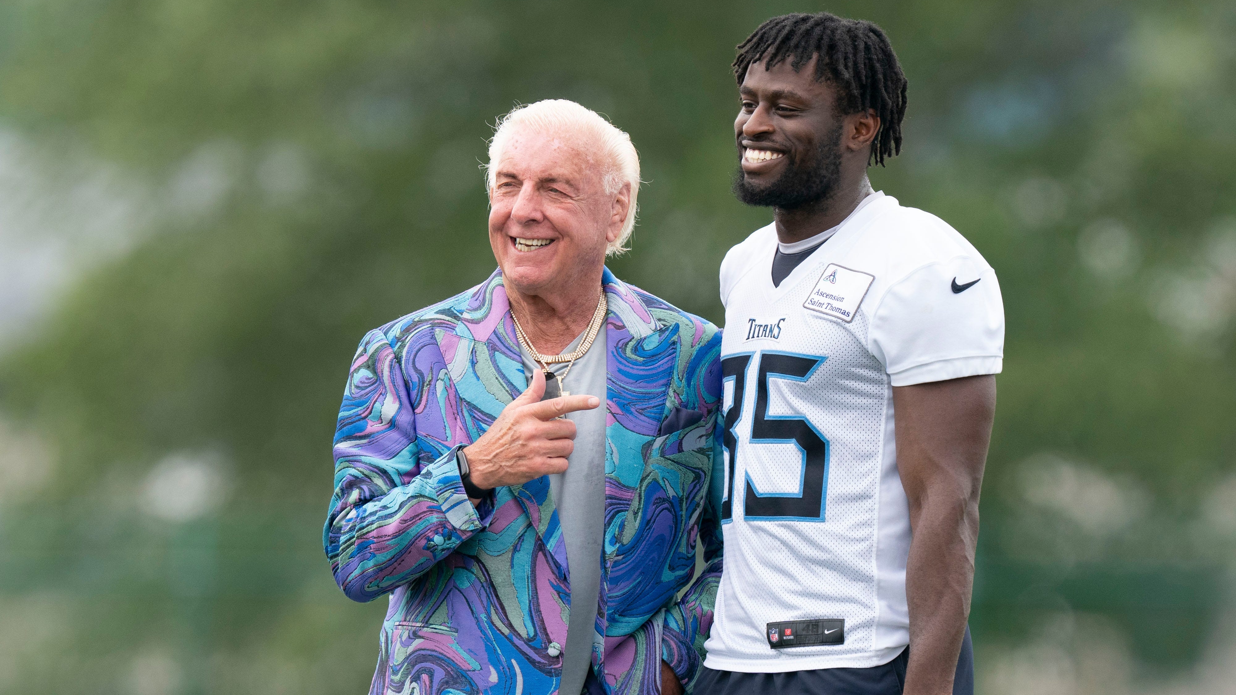 NFL training camp updates 2022: Ric Flair visits Tennessee Titans