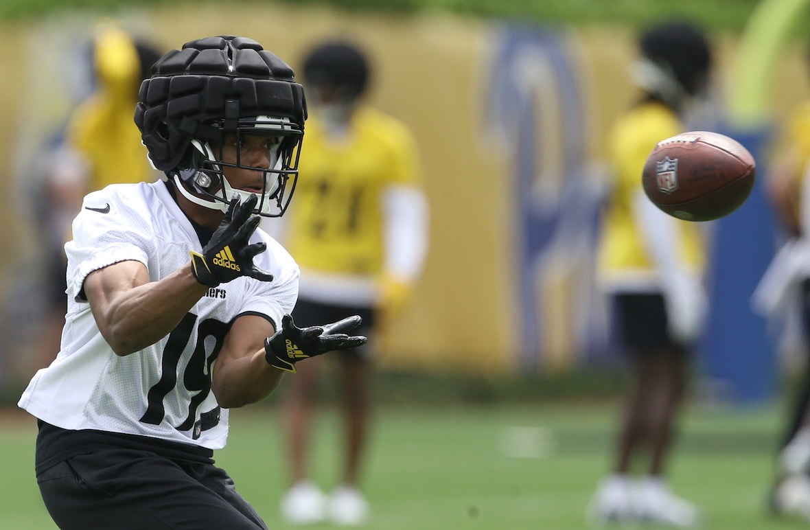 Steelers camp: Rookie WRs George Pickens, Calvin Austin III impress -  Sports Illustrated