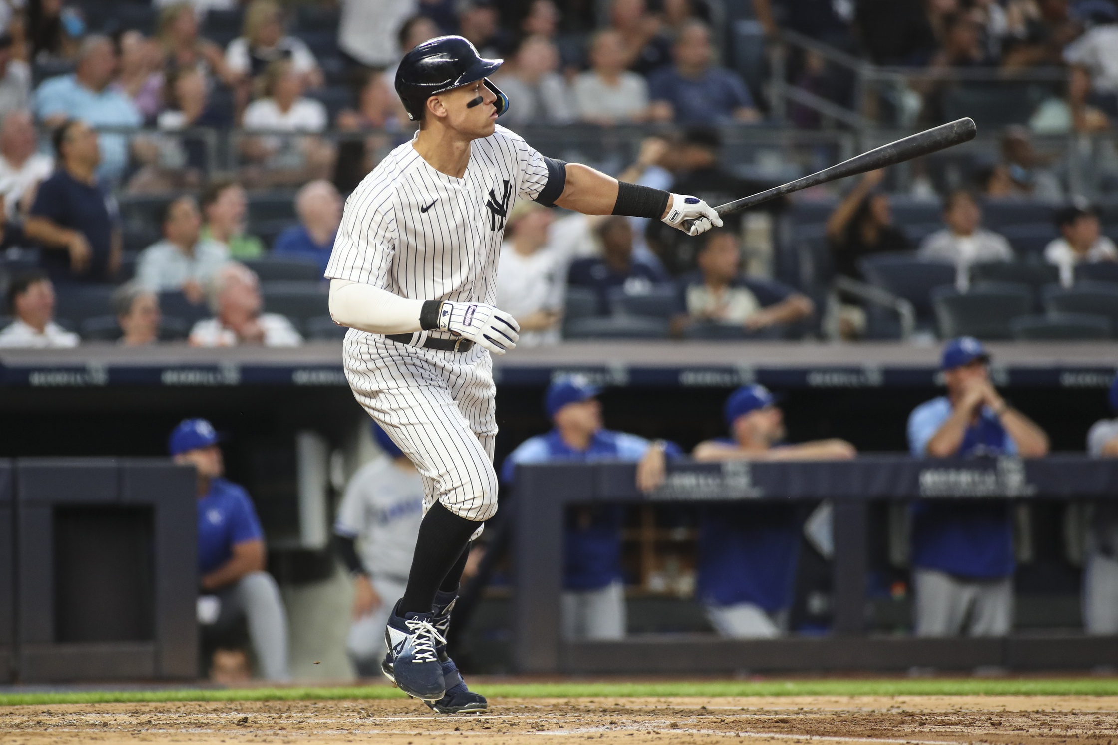 Aaron Judge BLASTS A WALK-OFF HOME RUN & Hits the Griddy vs. Royals! New  York Yankees