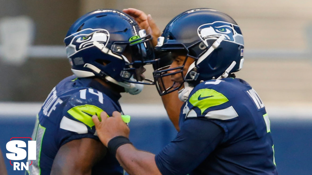 Russell Wilson, DK Metcalf Swap Jerseys After Wild Finish to 'Monday Night  Football' - Sports Illustrated