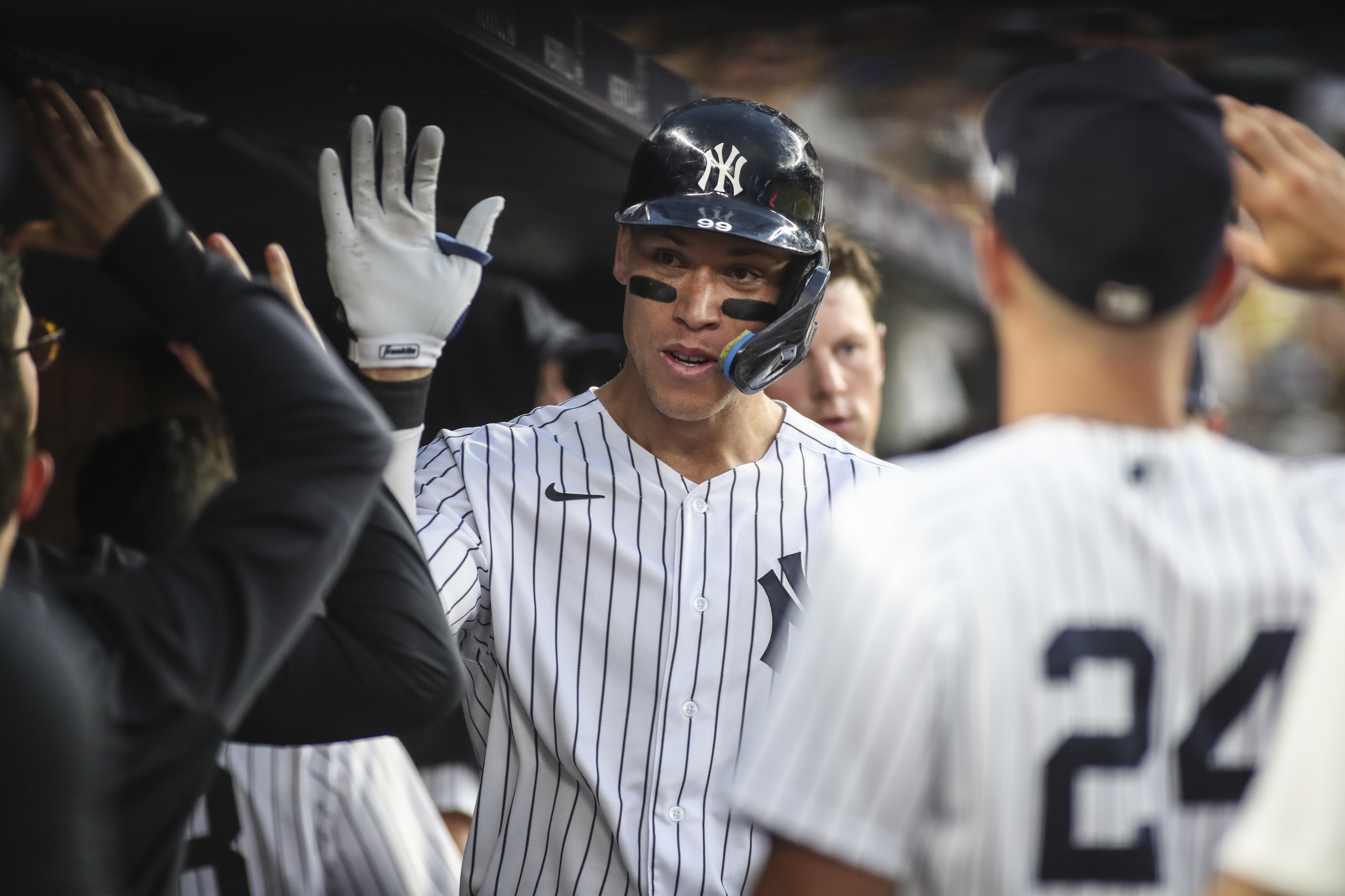 MVP? Yankees' Aaron Judge crushes grand slam in 11-5 win over