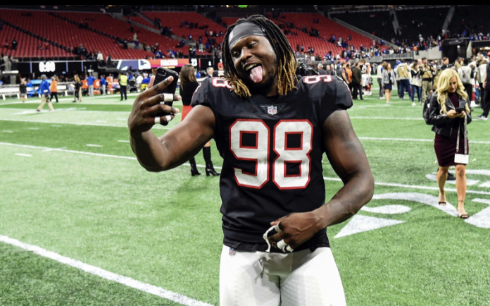 Dallas Cowboys announce release of DE Takk McKinley