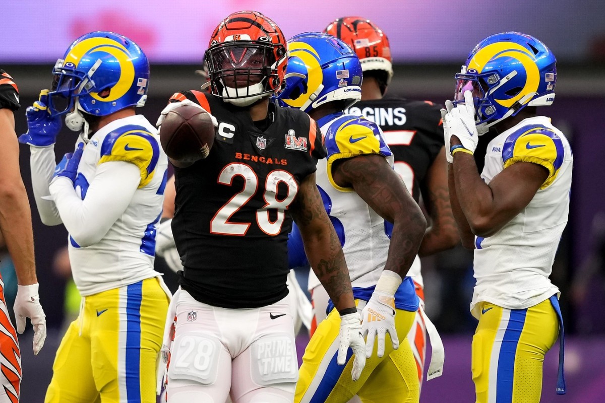 Los Angeles Rams Favored Over Cincinnati Bengals in Super Bowl LVI - Sports  Illustrated Cincinnati Bengals News, Analysis and More