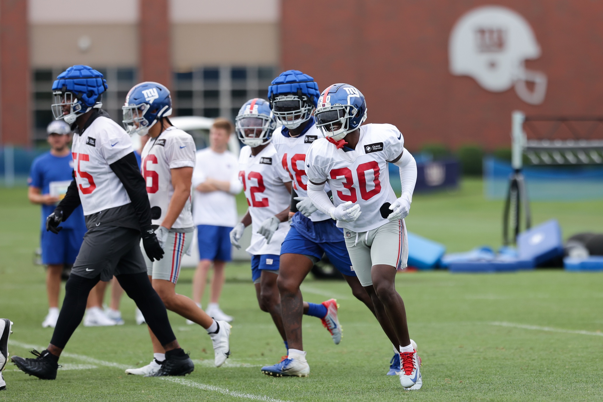 Top 5 Takeaways from Day 1 of New York Giants Training Camp - Jersey  Sporting News