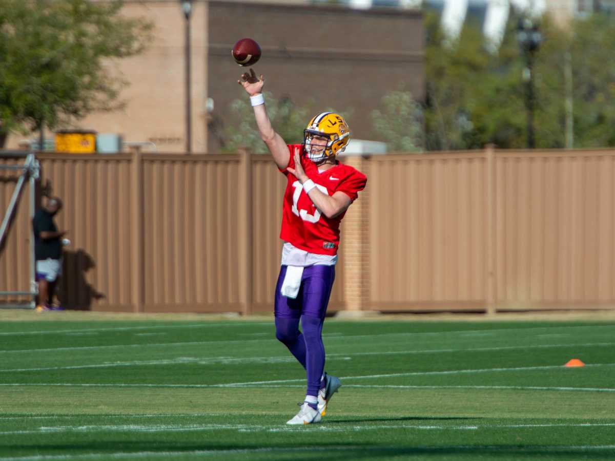 Redshirt freshman quarterback Garrett Nussmeier throws a pass during camp. 