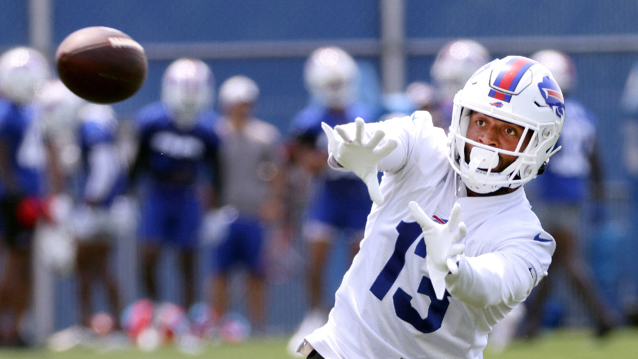 Former UCF Knights Wide Receiver Gabe Davis Starts 2022 Strong for Buffalo  Bills - Inside the Knights