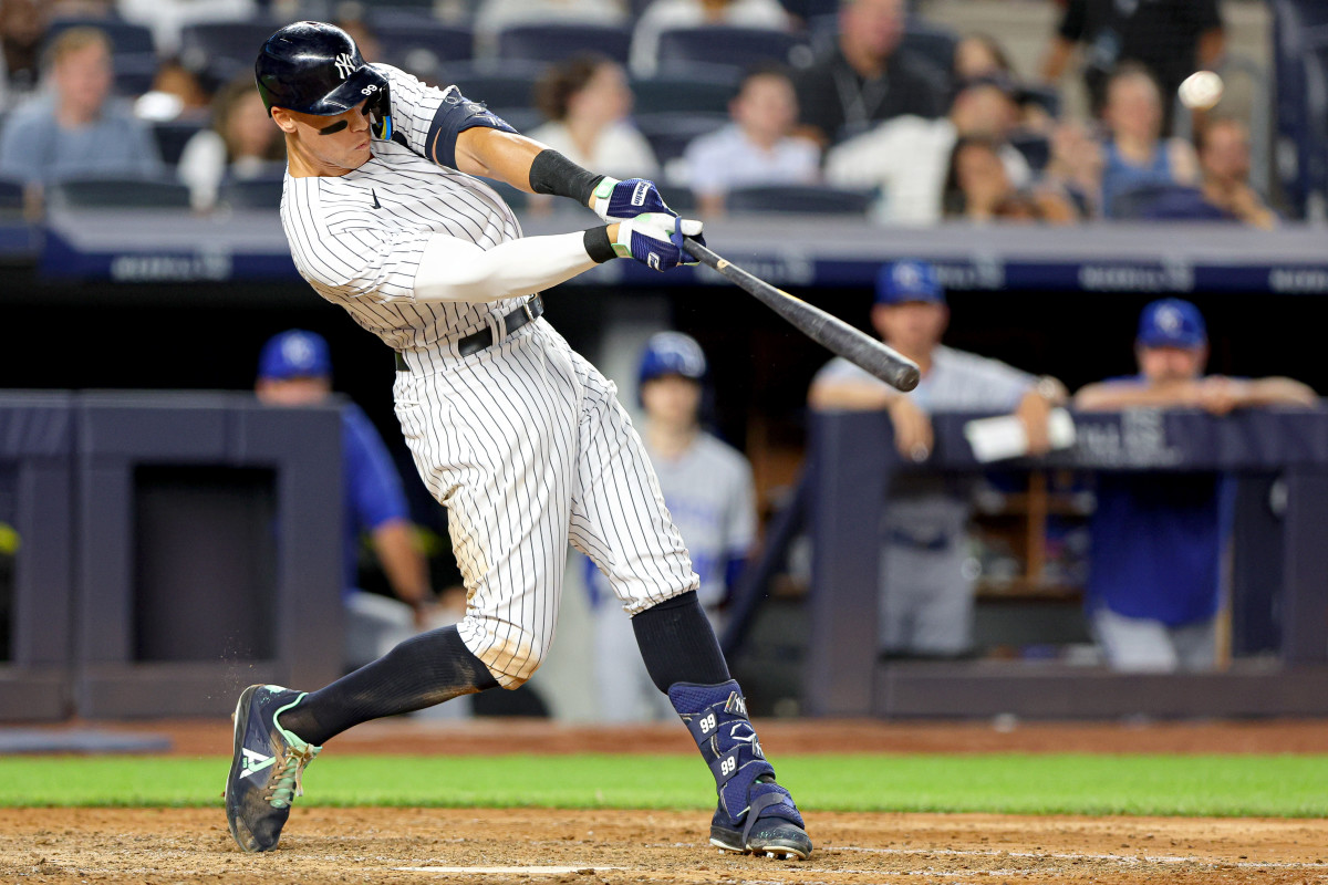 UPDATE: Yankees' Aaron Judge hits HRs Nos. 58 and 59 vs. Brewers, 3 away  from setting AL record 