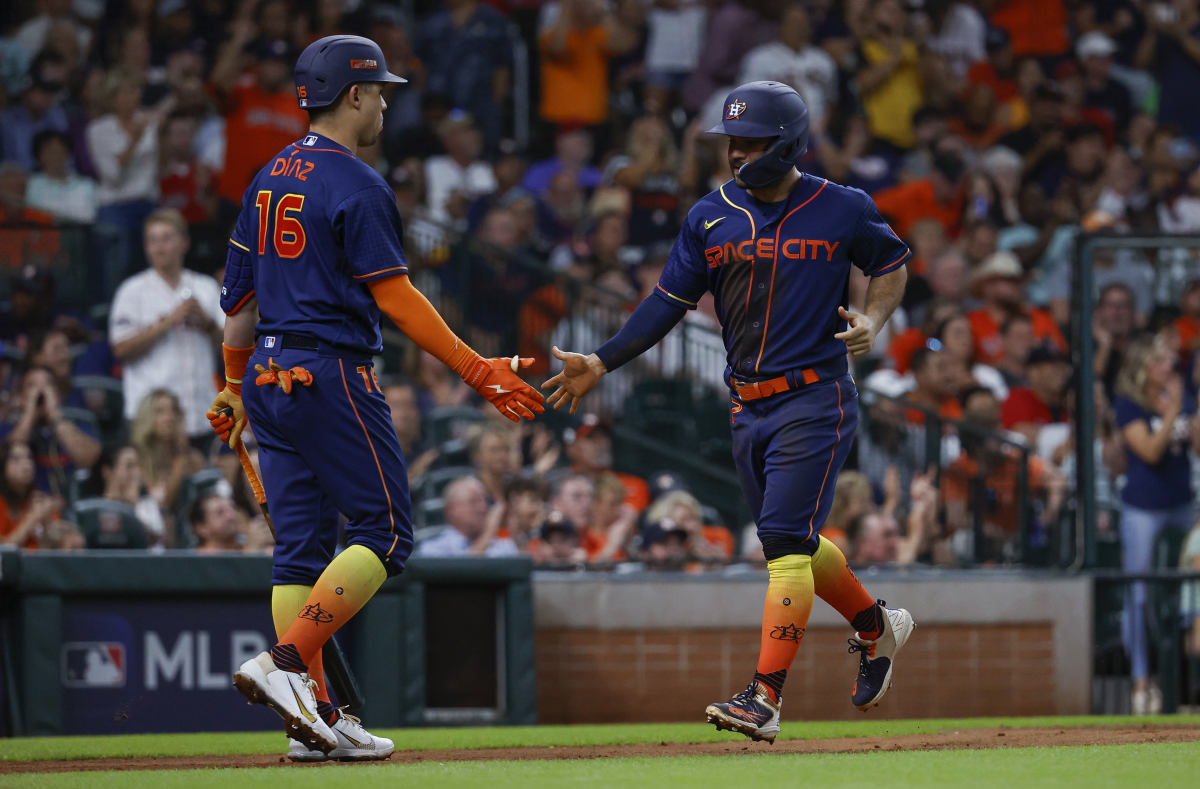 Luis García Tosses Houston Astros' 17th Consecutive Quality Start on the  Road - Sports Illustrated Inside The Astros