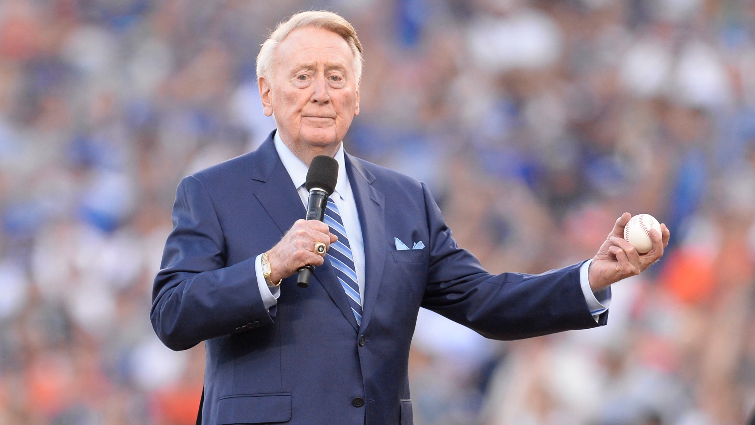 Vin Scully, Sports Broadcasting Legend, Fordham Graduate, and 'Patron  Saint' of WFUV Sports, Dies at 94