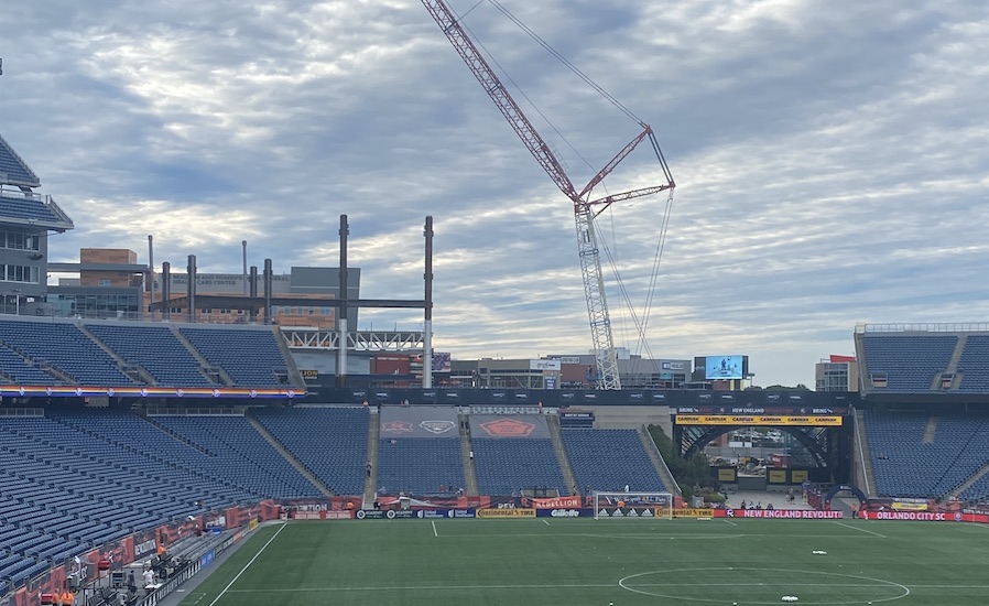 Patriots reveal Gillette Stadium field design for throwback