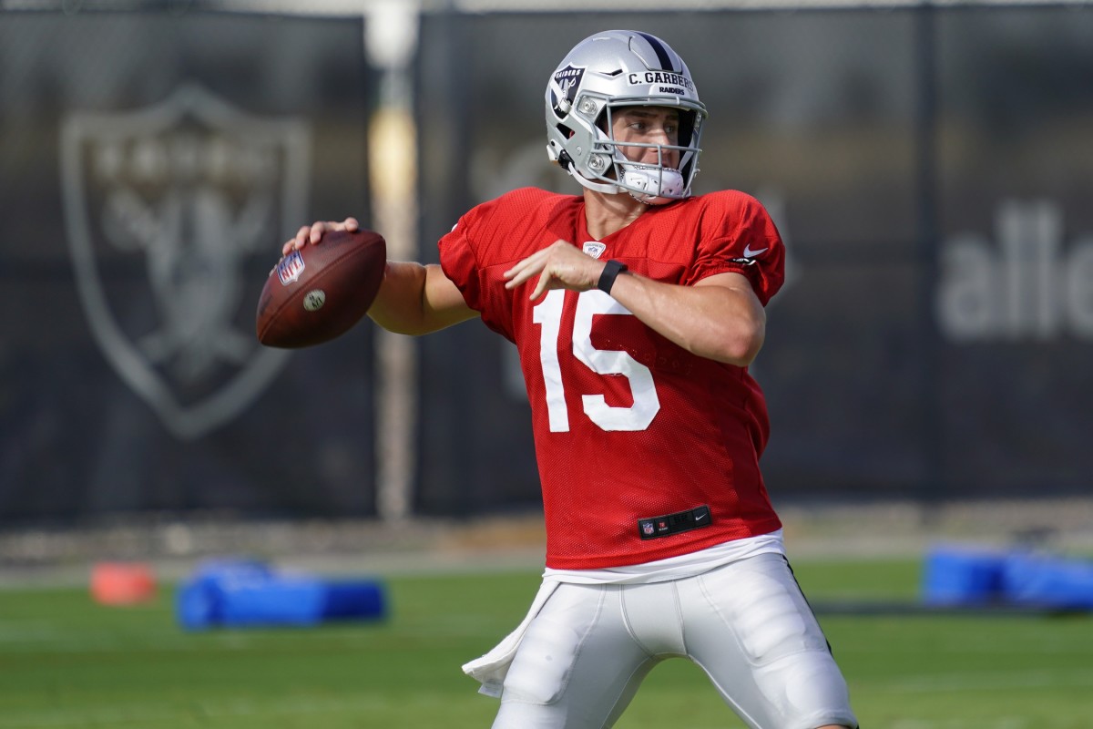 Raiders news: Mock has Las Vegas taking quarterback in 2022 NFL draft -  Silver And Black Pride