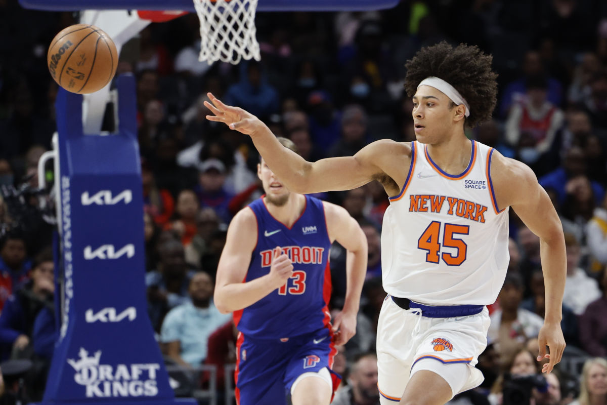 BREAKING: New York Knicks Center Jericho Sims OUT For Season; What's ...