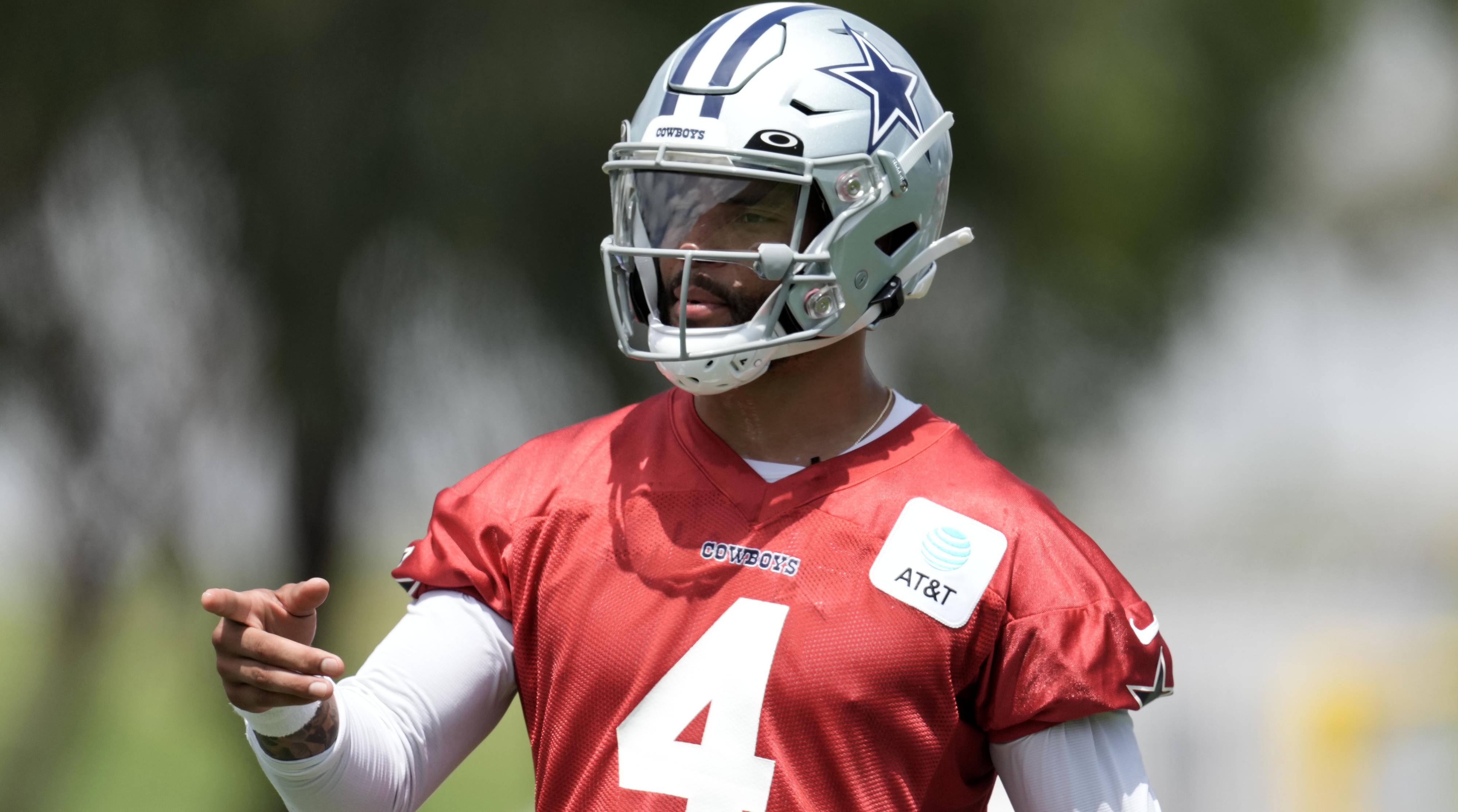 Watch Trevon Diggs direct NSFW insult at Dak Prescott after defensive stop