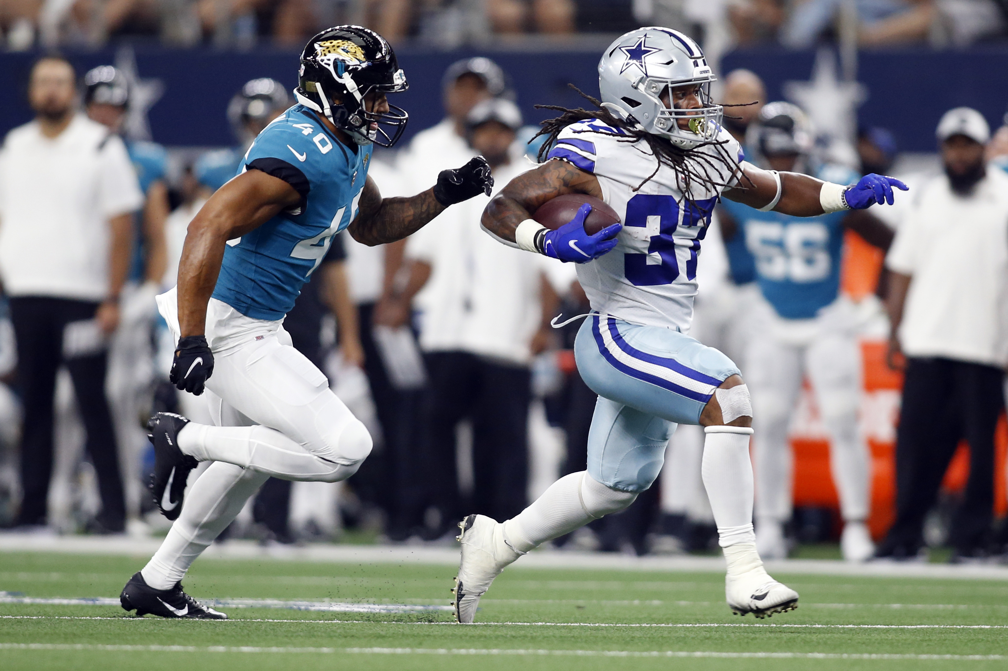 Denver Broncos running back JaQuan Hardy (41) plays against the