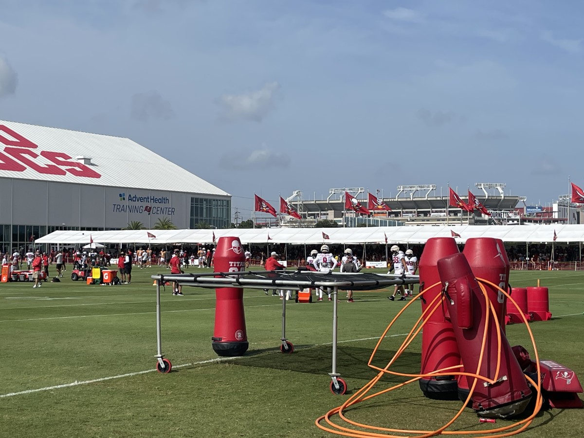 Miami Dolphins take first scrimmage from the practice field to