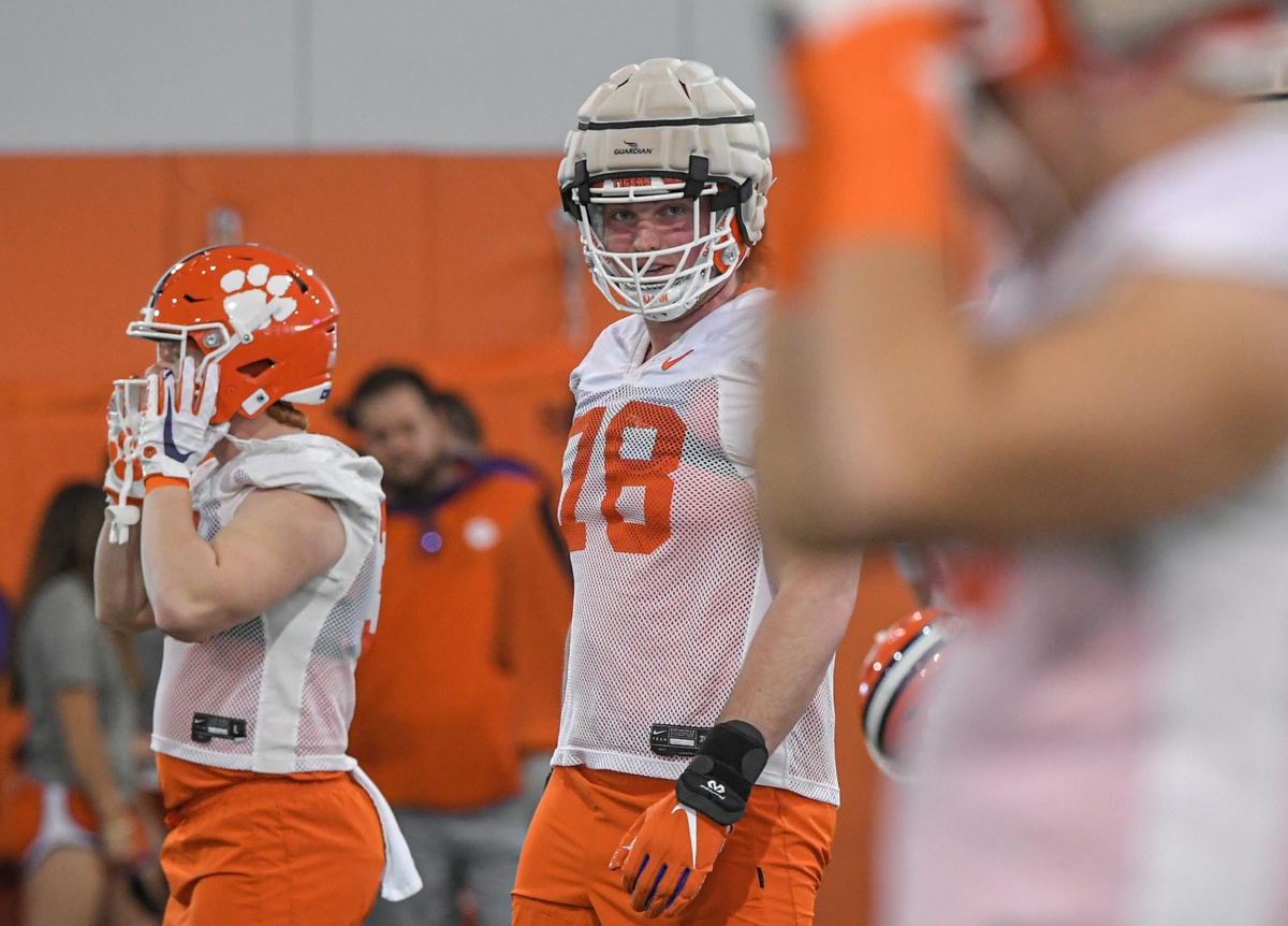 Is 'Extremely Physical' Clemson Tigers Freshman OL Blake Miller Pushing ...