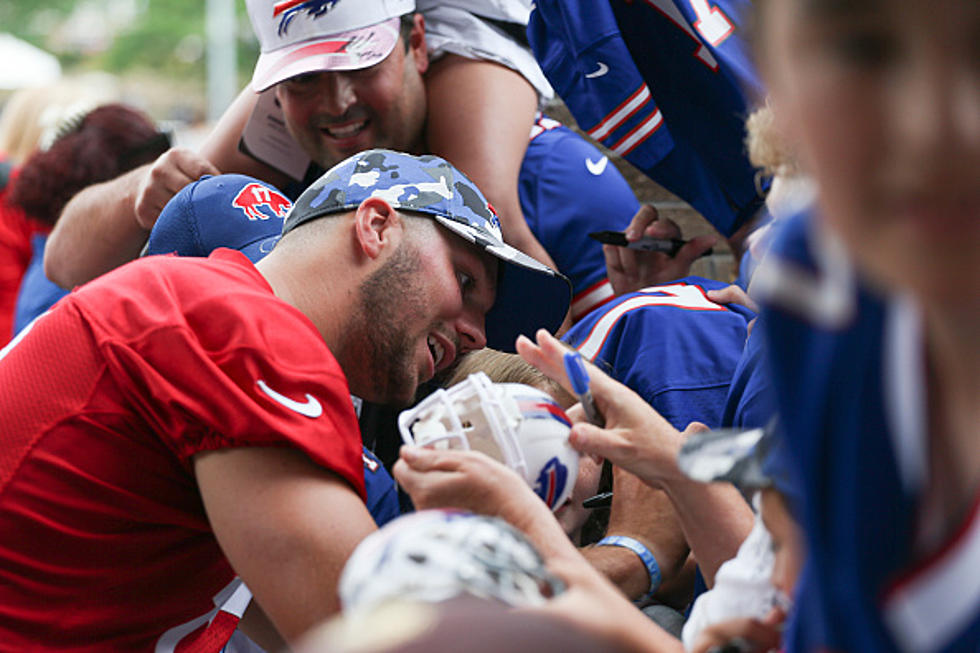 Buffalo Bills QB Josh Allen autographs: 'Let's smash some tables'