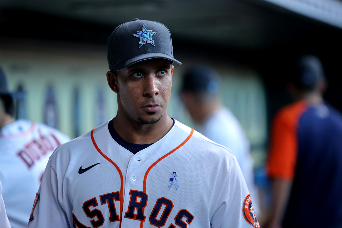 Astros OF Brantley shelved by season-ending shoulder surgery - The