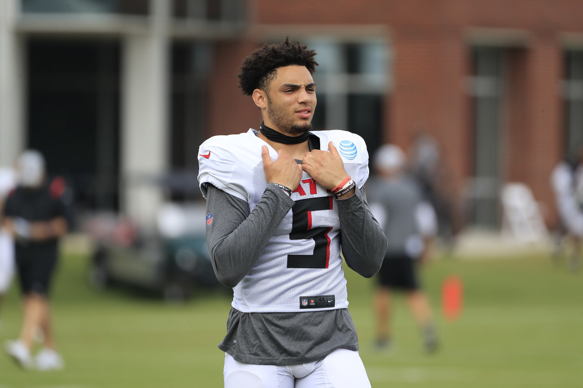 Rookie WR Drake London Back at Atlanta Falcons Practice; Will He Play  Sunday vs. New Orleans Saints? - Sports Illustrated Atlanta Falcons News,  Analysis and More
