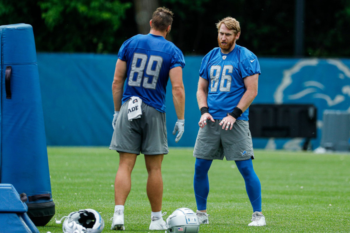 Detroit Lions 2022 NFL Season Week 1 Studs Duds - Sports Illustrated  Detroit Lions News, Analysis and More