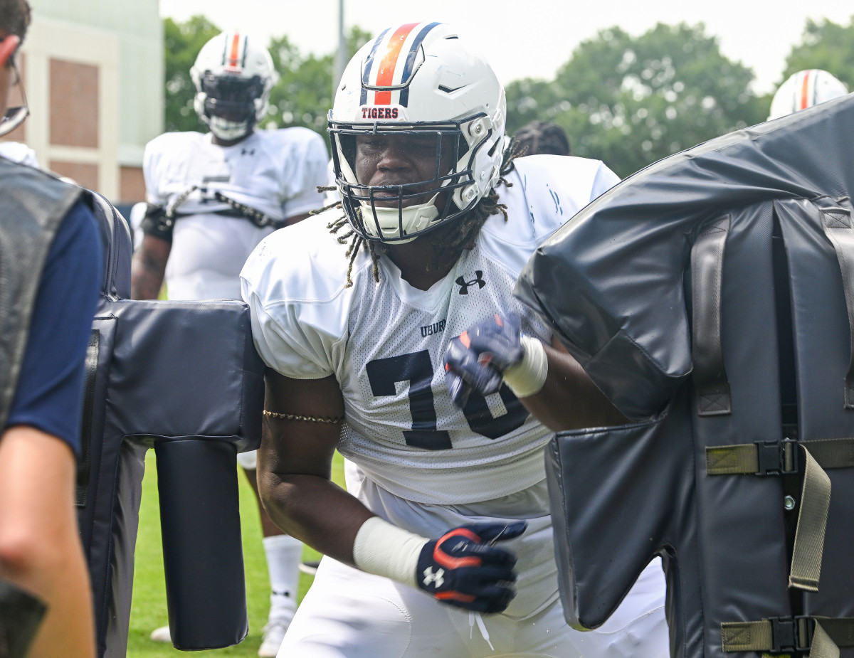 Jeremiah Wright (76)Auburn football practice on Thursday, Aug. 11, 2022 in Auburn, Ala. Todd Van Emst/AU Athletics